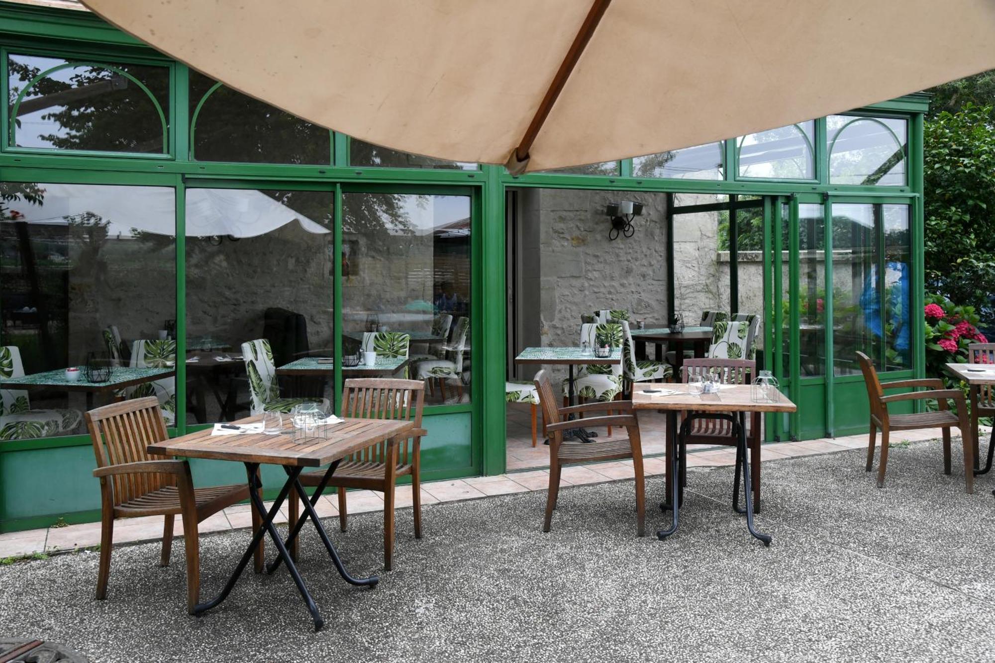 Logis Auberge De Launay Limeray エクステリア 写真